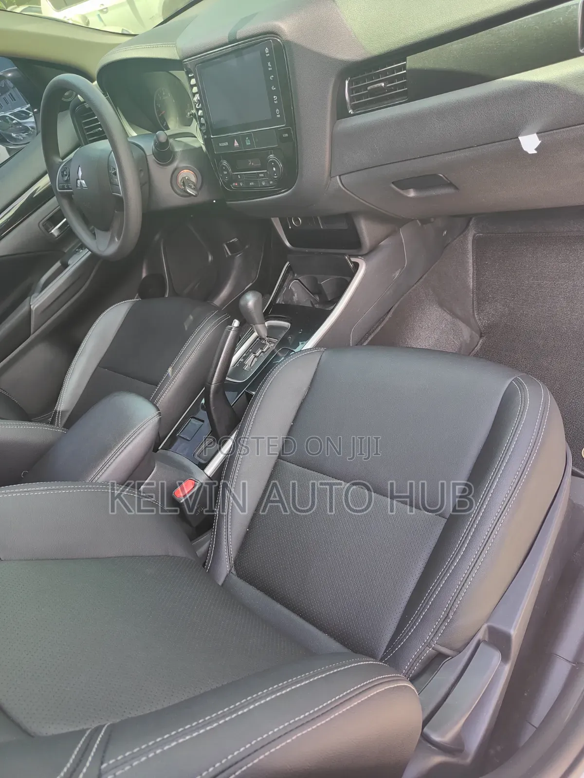 Mitsubishi Outlander 2019 White
