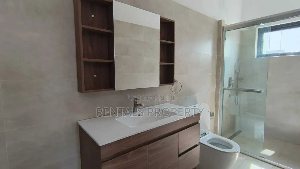 3bdrm House in Oyibi, Pentecost for rent