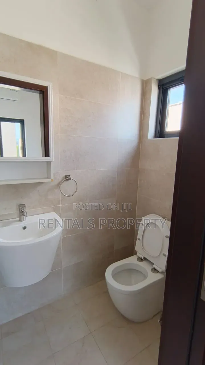 3bdrm House in Oyibi, Pentecost for rent
