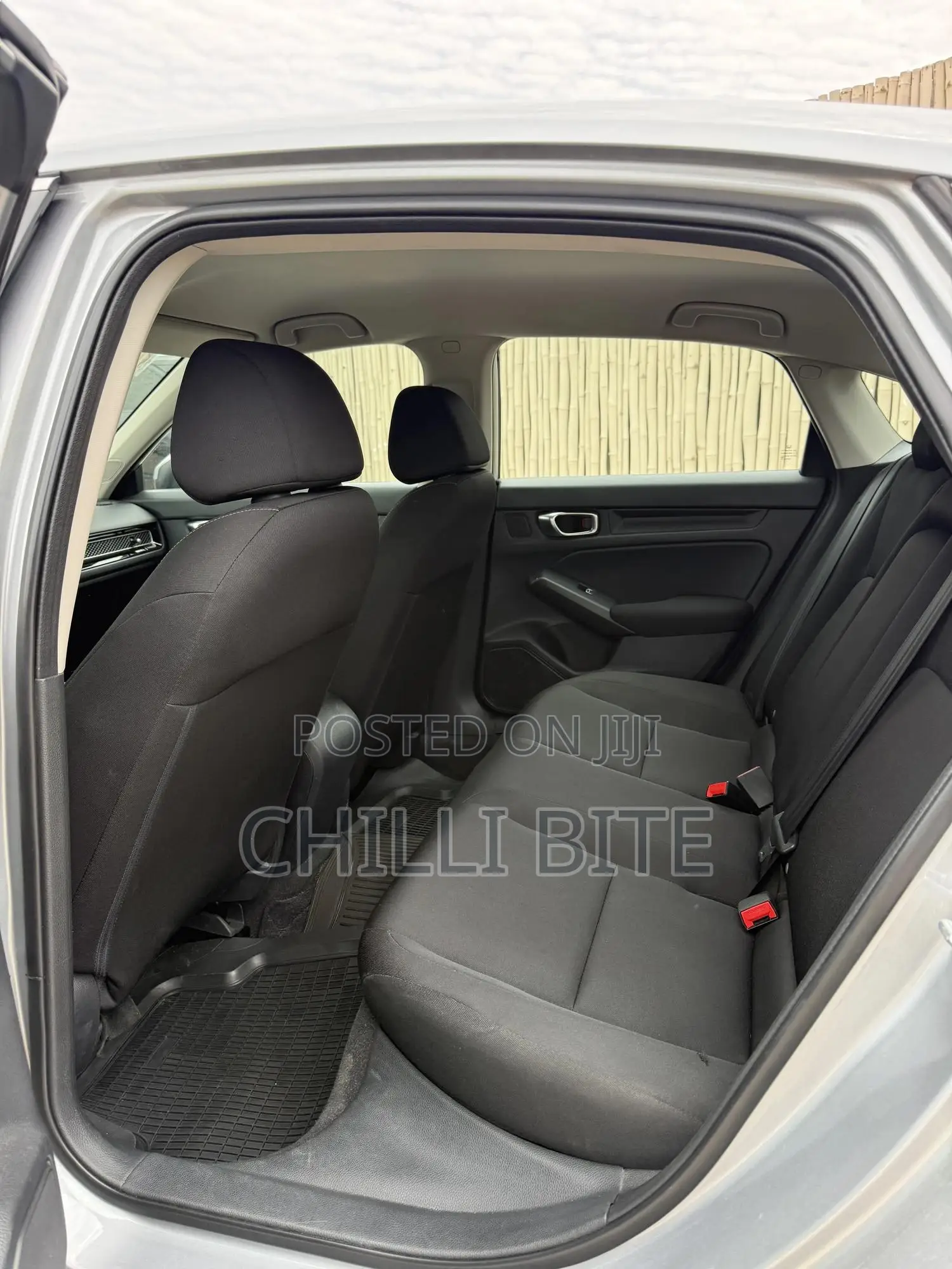 Honda Civic LX 2022 Silver