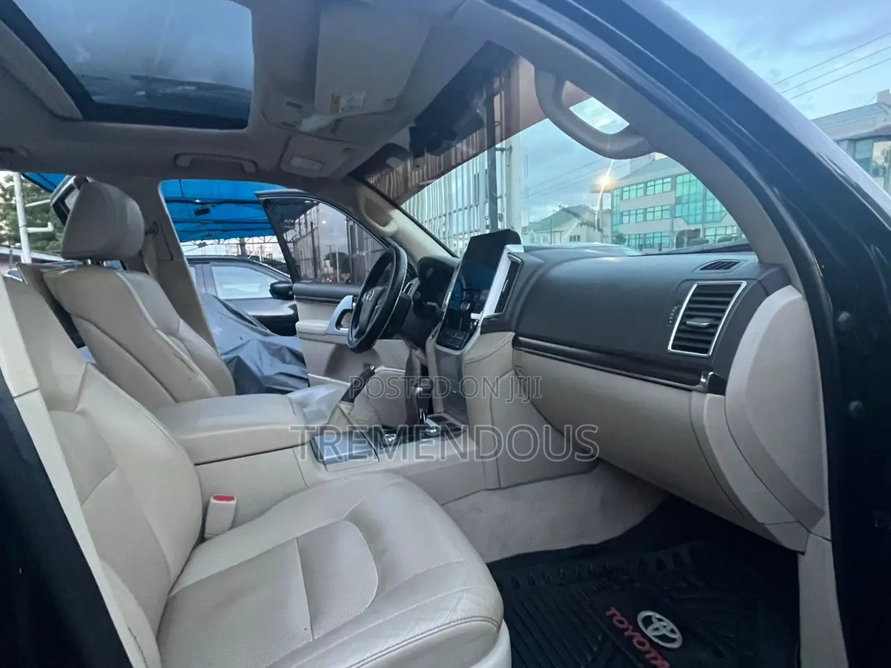 Toyota Land Cruiser 3.5 Petrol 4WD 2022 Black