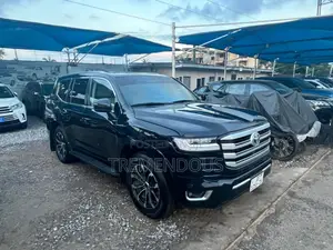 Toyota Land Cruiser 3.5 Petrol 4WD 2022 Black