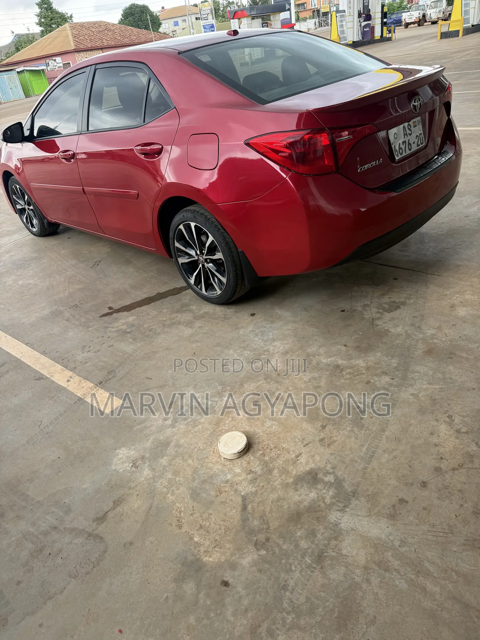 Toyota Corolla XSE 4dr Sedan (1.8L 4cyl CVT) 2017 Red