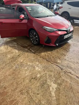 Toyota Corolla XSE 4dr Sedan (1.8L 4cyl CVT) 2017 Red