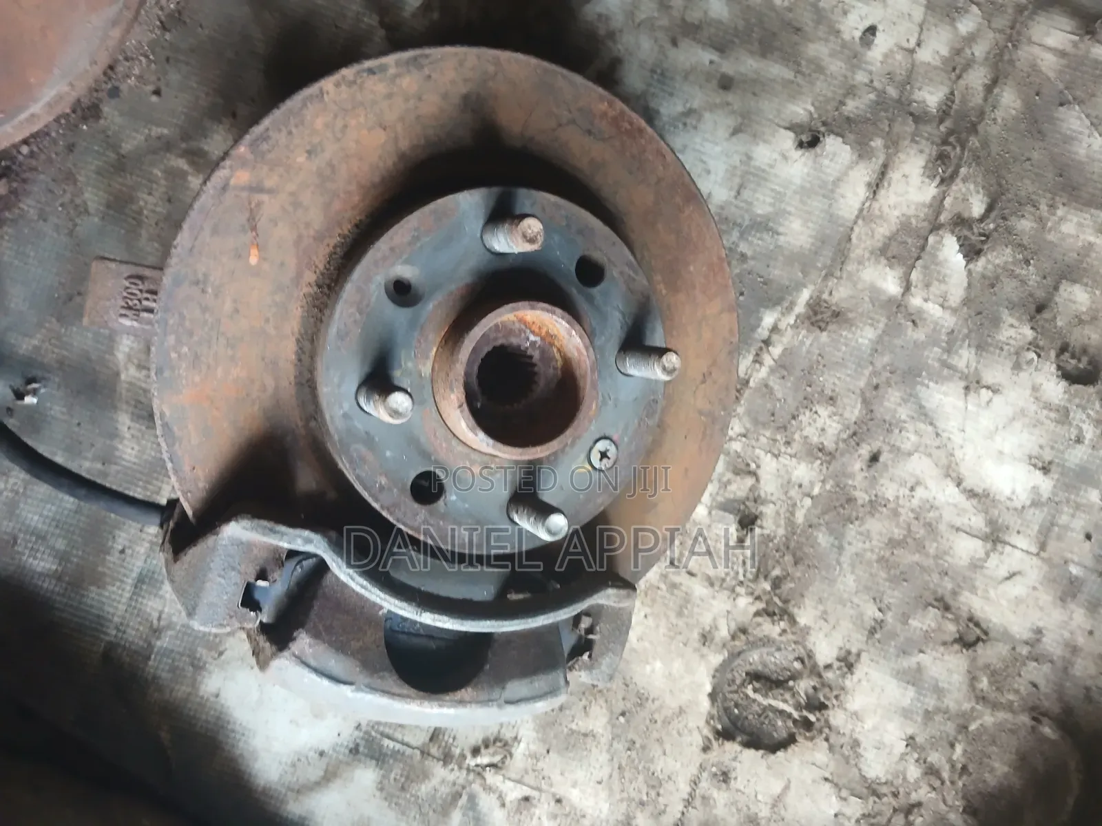 Chevrolet Spark Front Hub