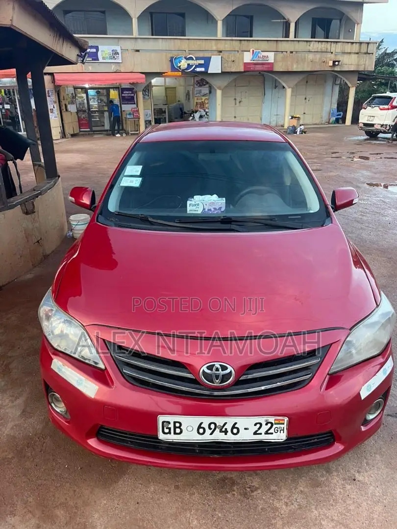 Toyota Corolla 2012 Red