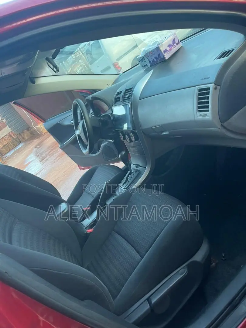Toyota Corolla 2012 Red