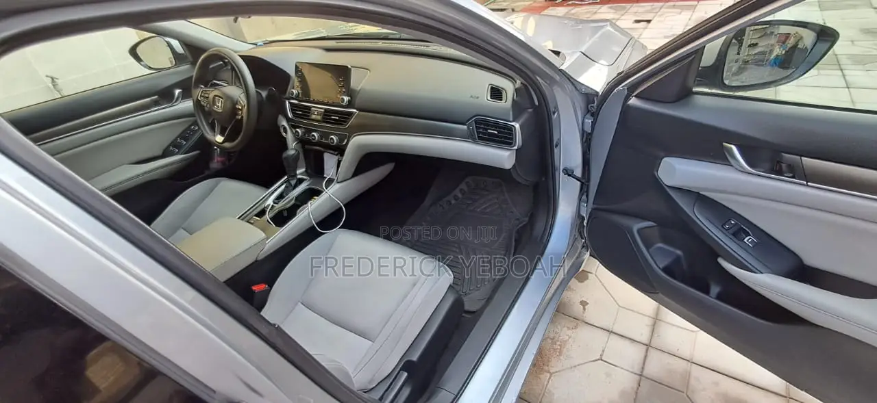 Honda Accord EX-L (1.5L 4cyl Turbo CVT) 2019 Silver