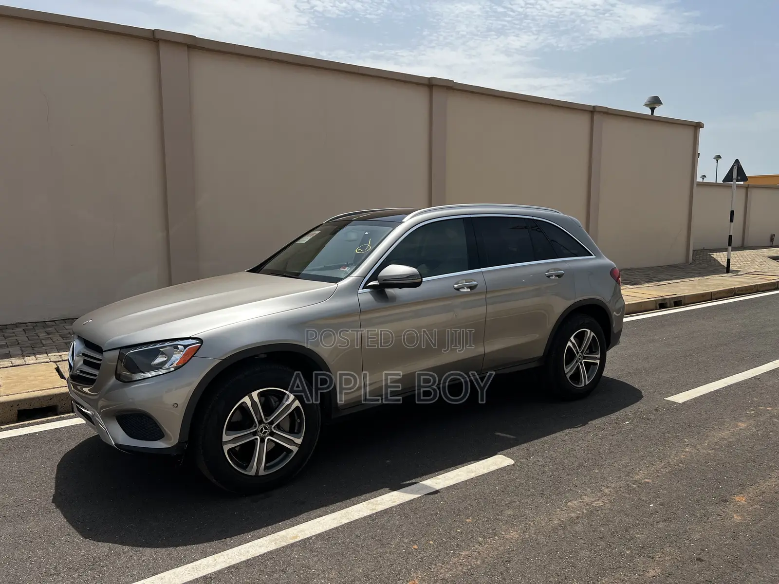 Mercedes-Benz GLC-Class 2019 Gold