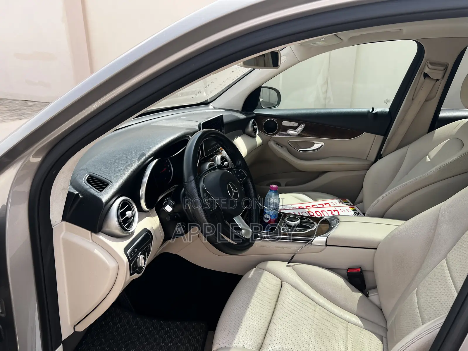 Mercedes-Benz GLC-Class 2019 Gold