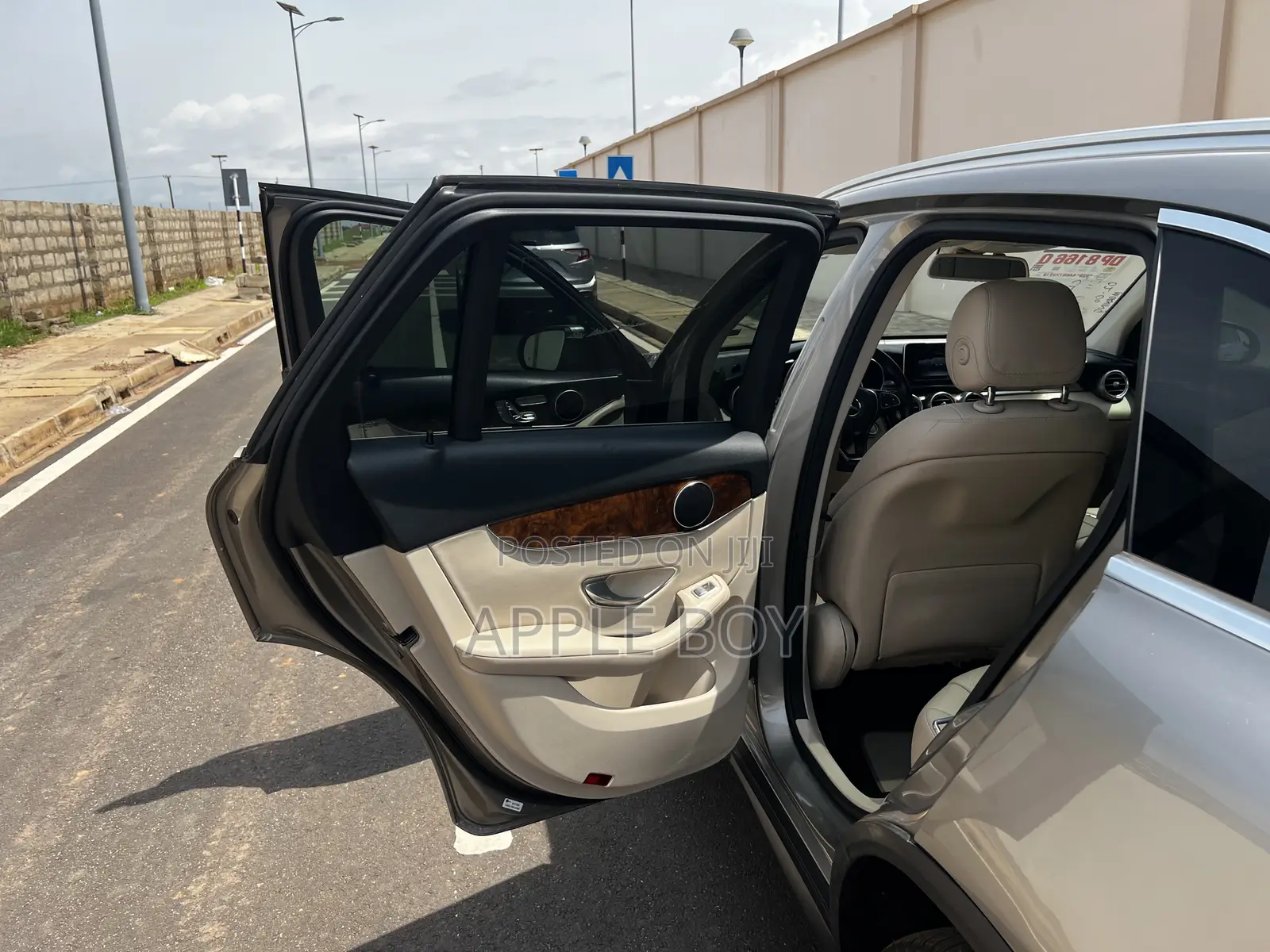 Mercedes-Benz GLC-Class 2019 Gold