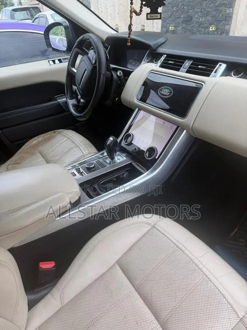 Land Rover Range Rover 3.0L Supercharged HSE 2018 Blue