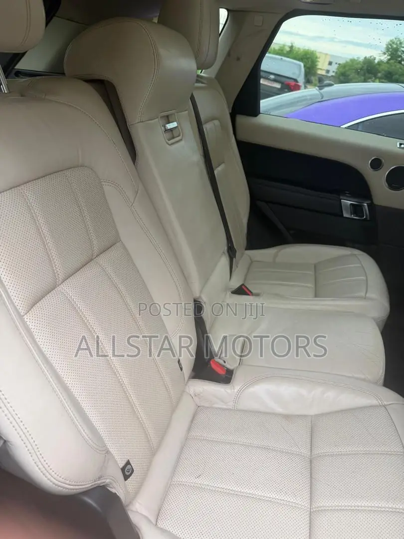 Land Rover Range Rover 3.0L Supercharged HSE 2018 Blue