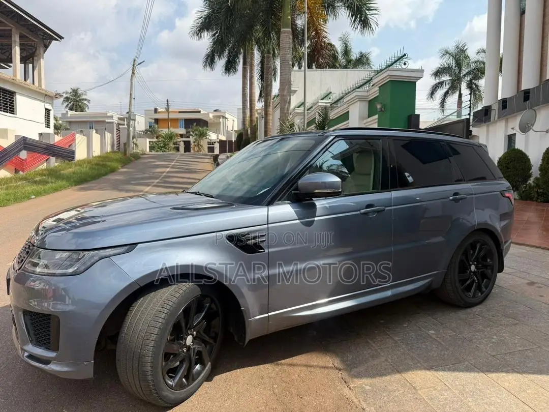 Land Rover Range Rover 3.0L Supercharged HSE 2018 Blue