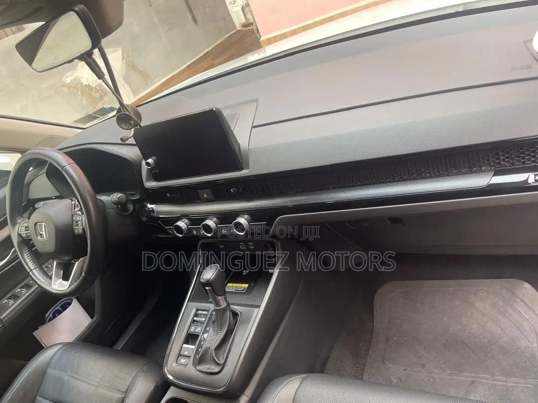 Honda CR-V 2024 White