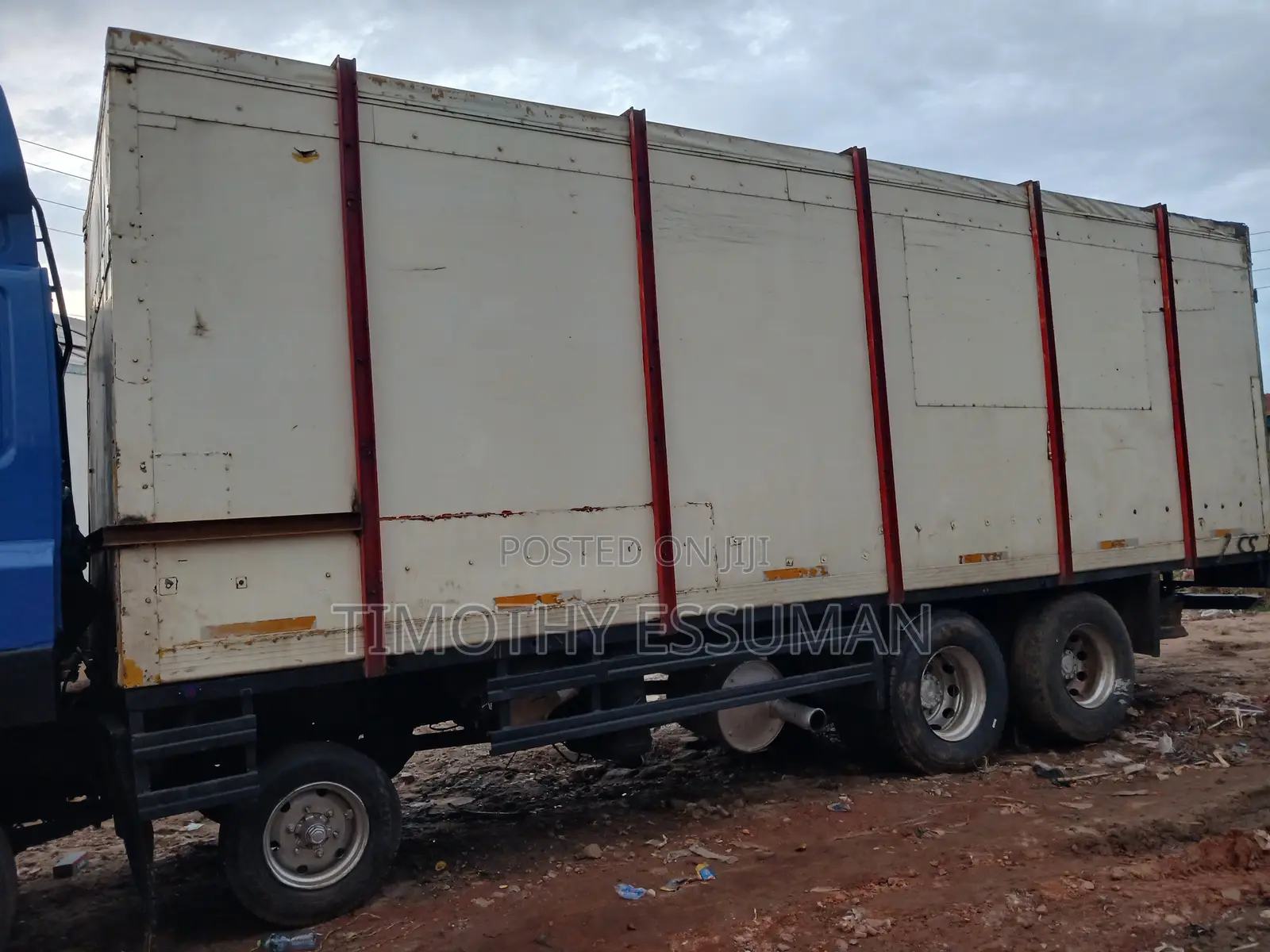 Cargo Trucks