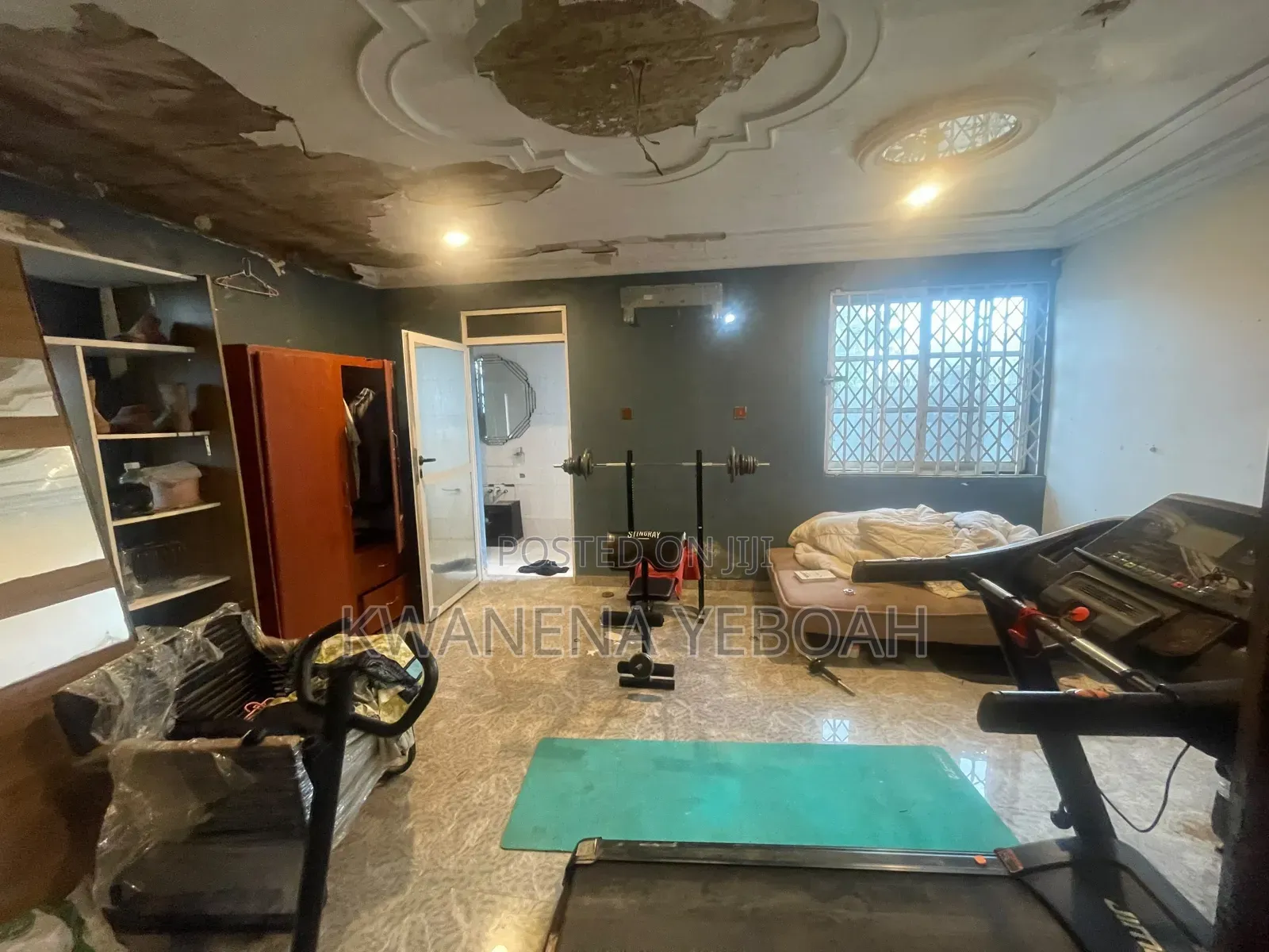 6bdrm House in Amasaman for sale