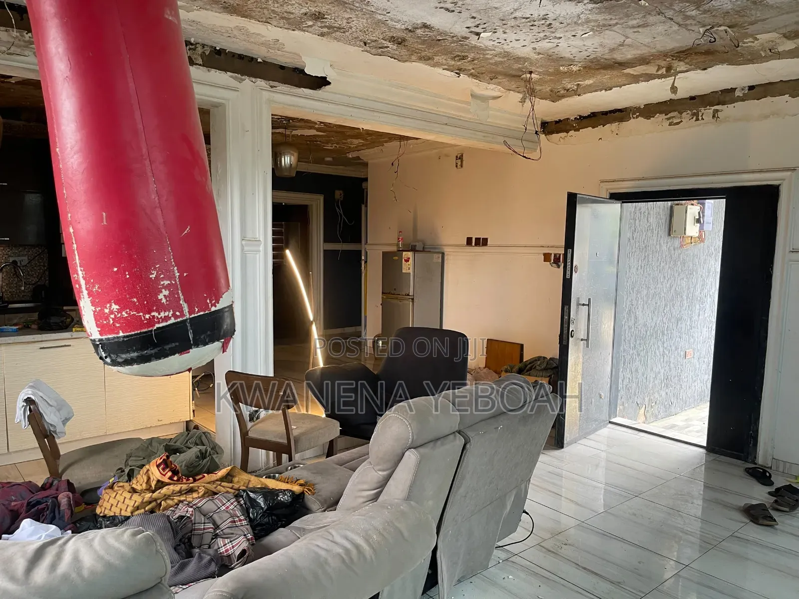 6bdrm House in Amasaman for sale