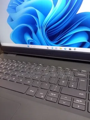 Laptop Dell Vostro 3500 8GB Intel Core i5 SSD 512GB