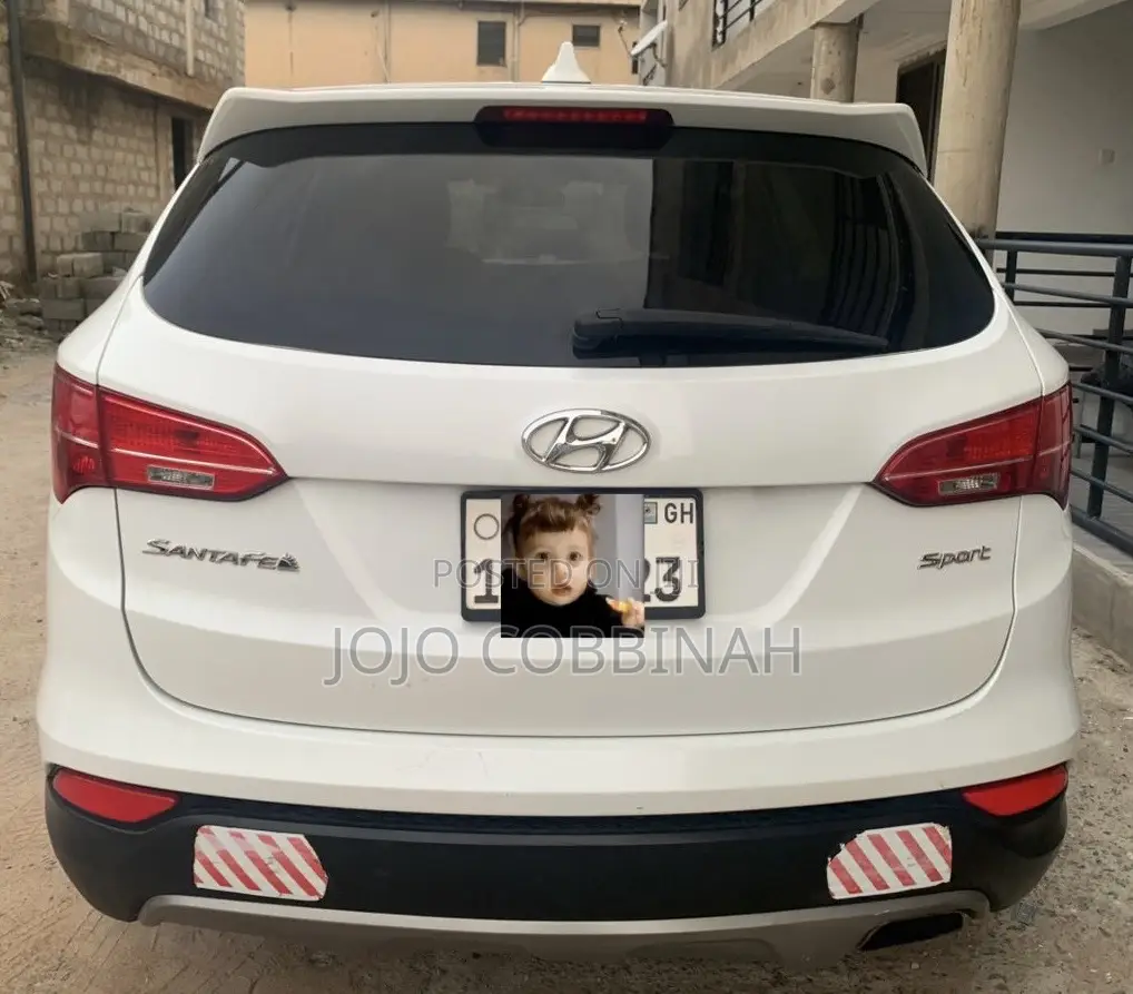 Hyundai Santa Fe SE AWD 2016 White