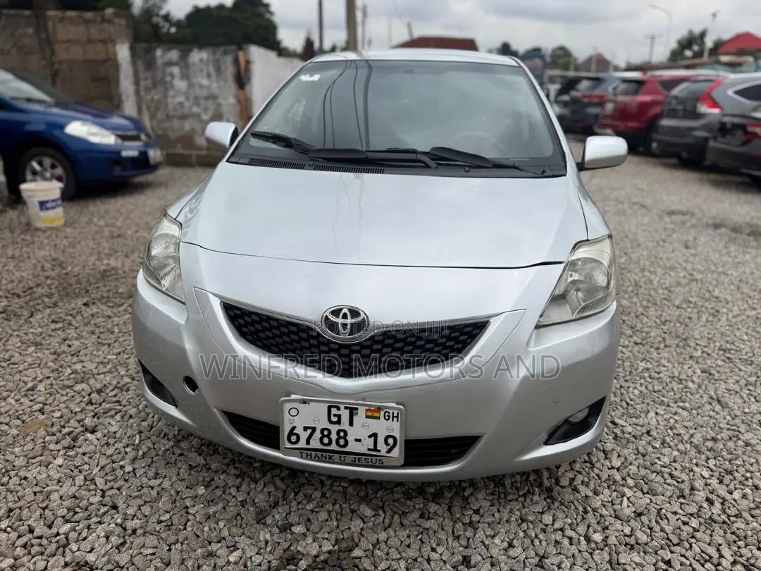 Toyota Yaris 1.5 2008 Silver