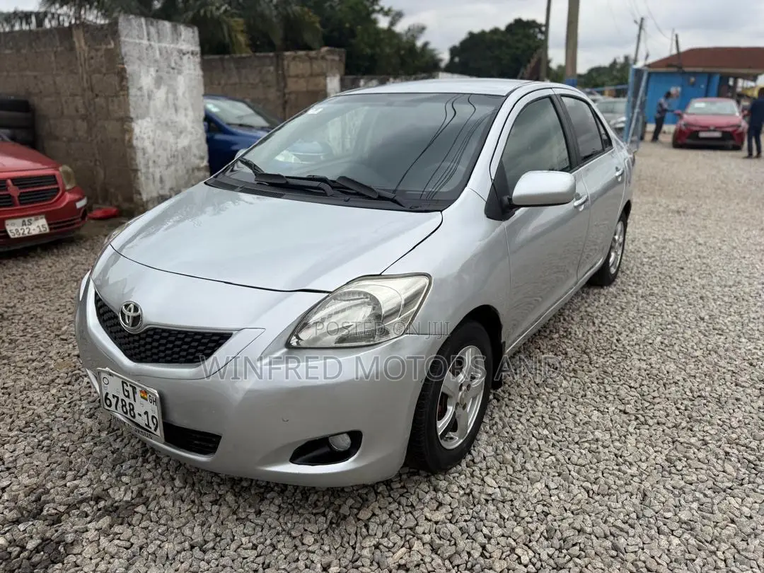 Toyota Yaris 1.5 2008 Silver