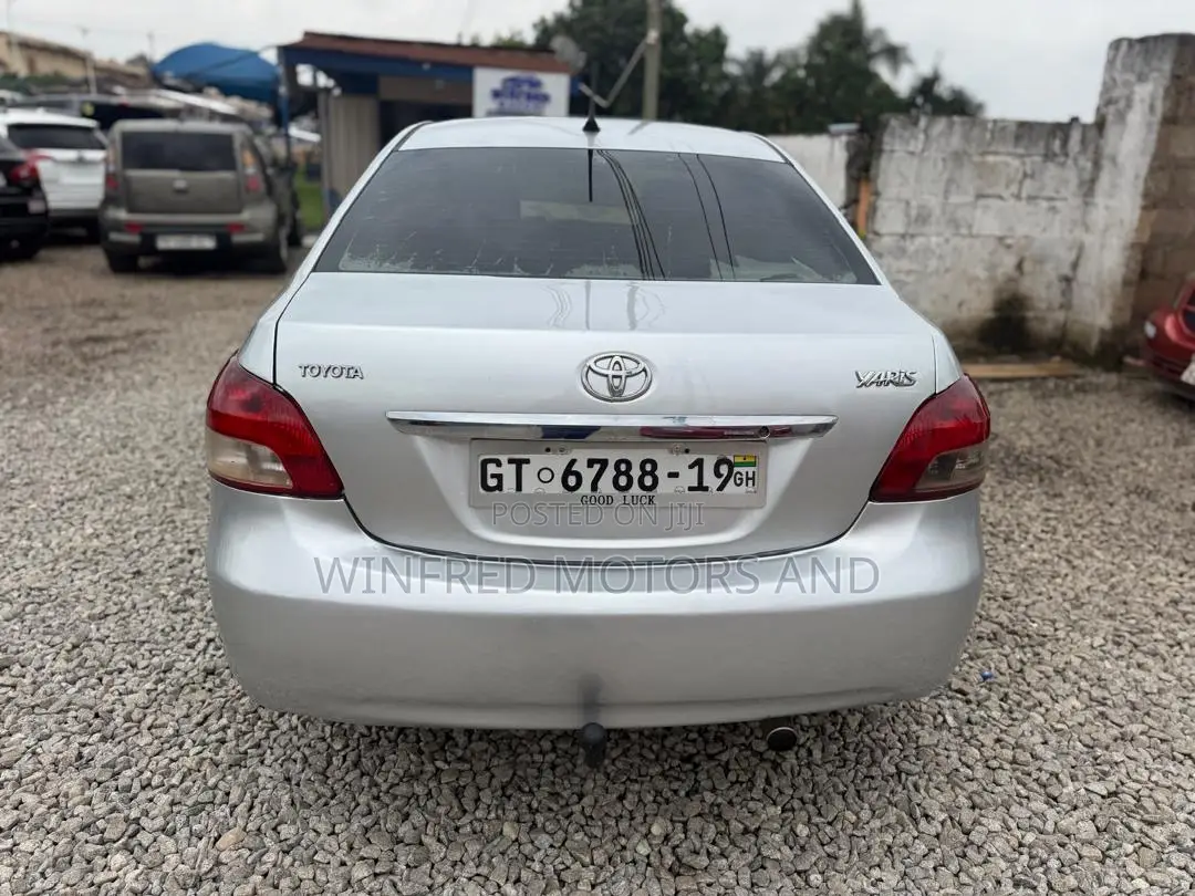 Toyota Yaris 1.5 2008 Silver