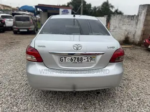 Toyota Yaris 1.5 2008 Silver