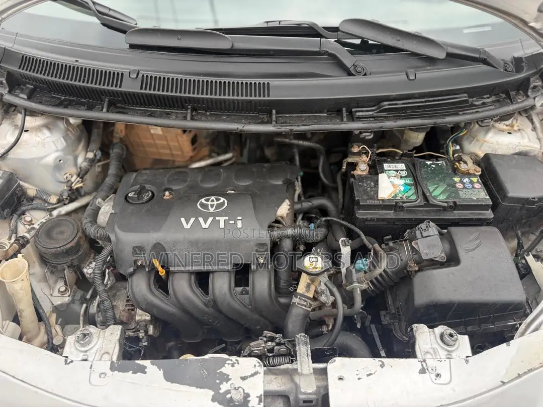 Toyota Yaris 1.5 2008 Silver