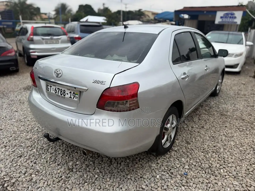 Toyota Yaris 1.5 2008 Silver