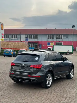 Audi Q5 2.0T Premium AWD quattro 2017 Gray