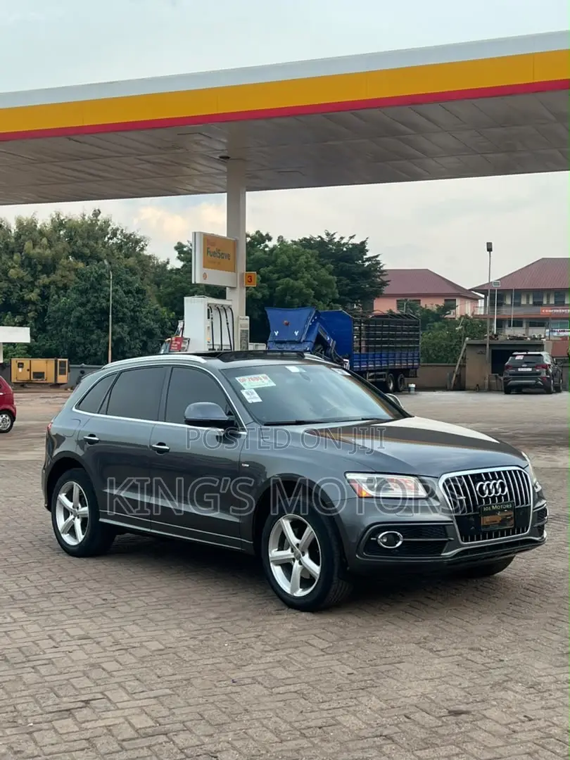 Audi Q5 2.0T Premium AWD quattro 2017 Gray