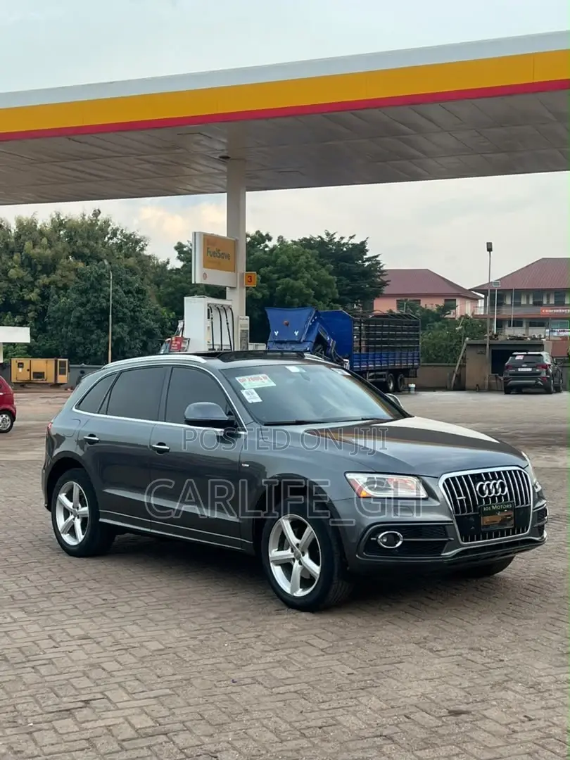 Audi Q5 2.0T Premium AWD quattro 2017 Gray