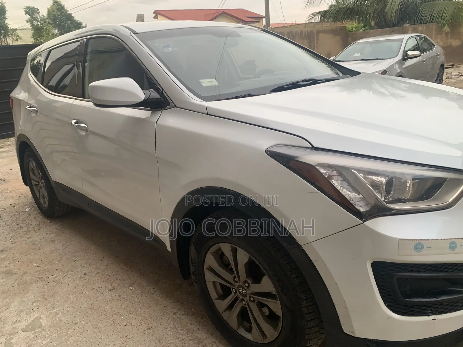 Hyundai Santa Fe SE AWD 2016 White