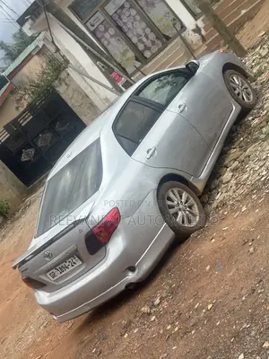 Toyota Corolla 2010 Silver