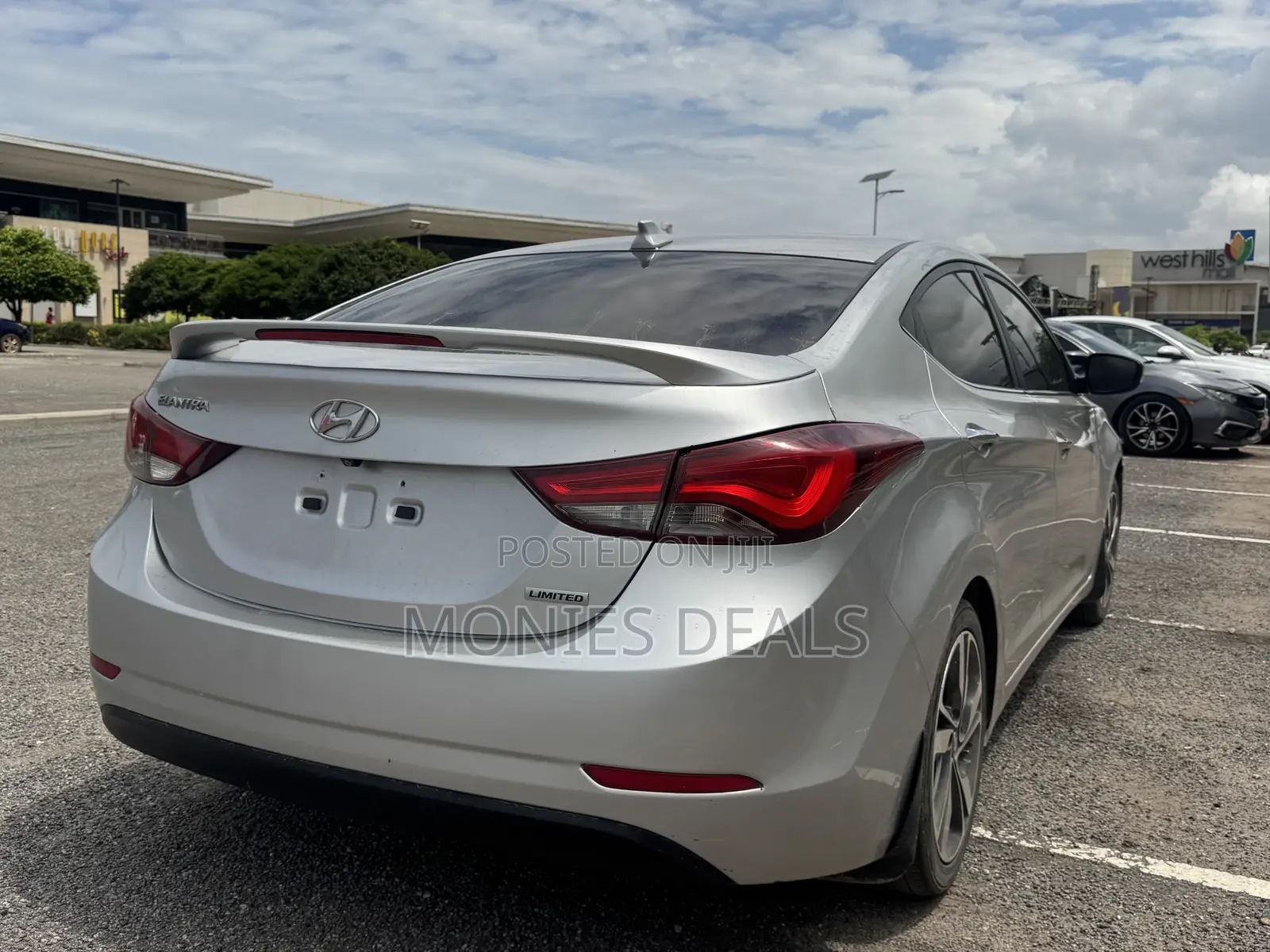 Hyundai Elantra Limited 4dr Sedan (1.8L 4cyl 6A) 2014 Gray