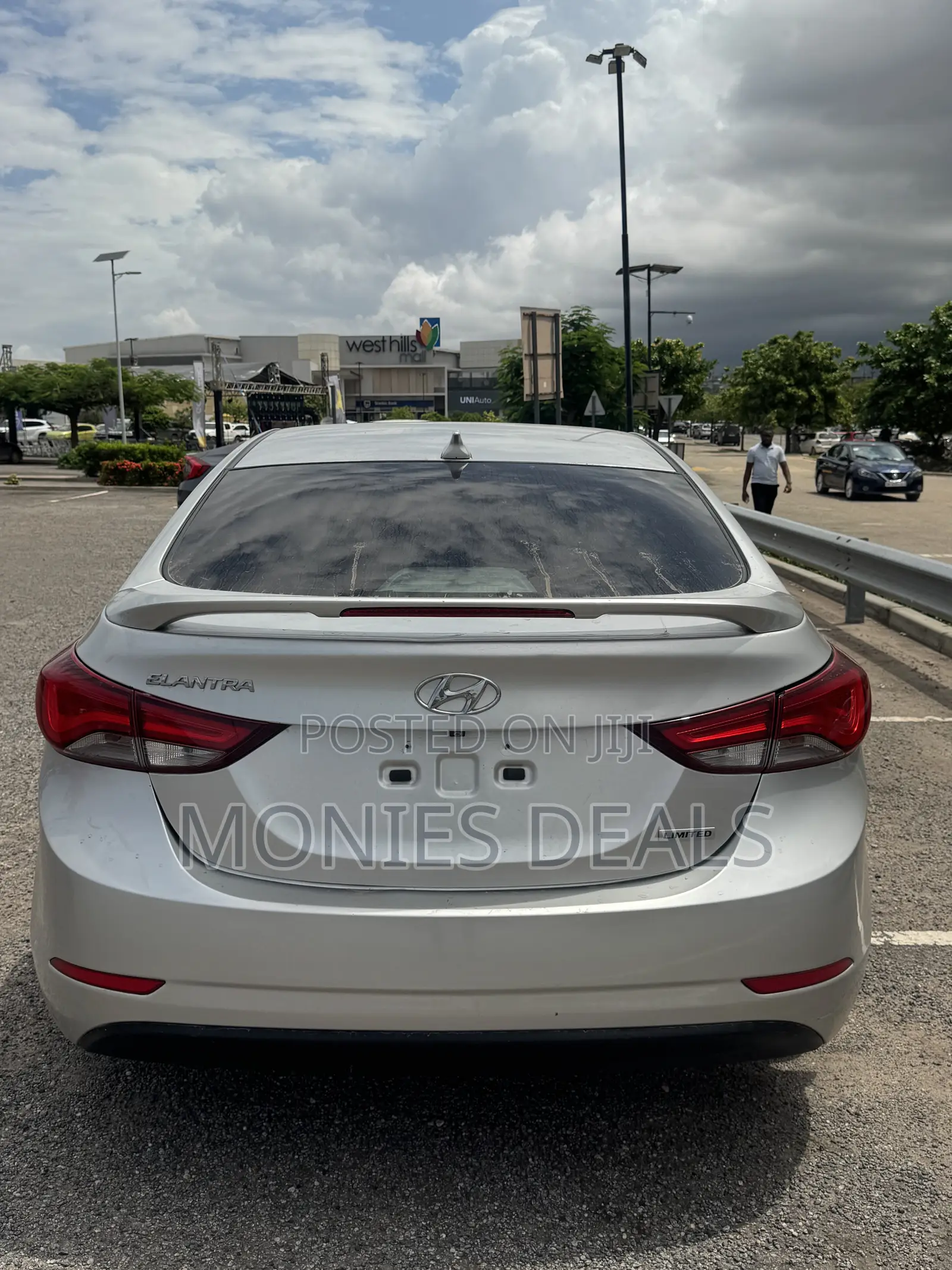 Hyundai Elantra Limited 4dr Sedan (1.8L 4cyl 6A) 2014 Gray