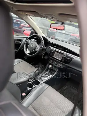 Toyota Corolla S Plus 4dr Sedan (1.8L 4cyl 6M) 2015 Red