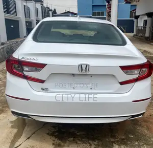 Honda Accord Sport 2.0T 2020 White