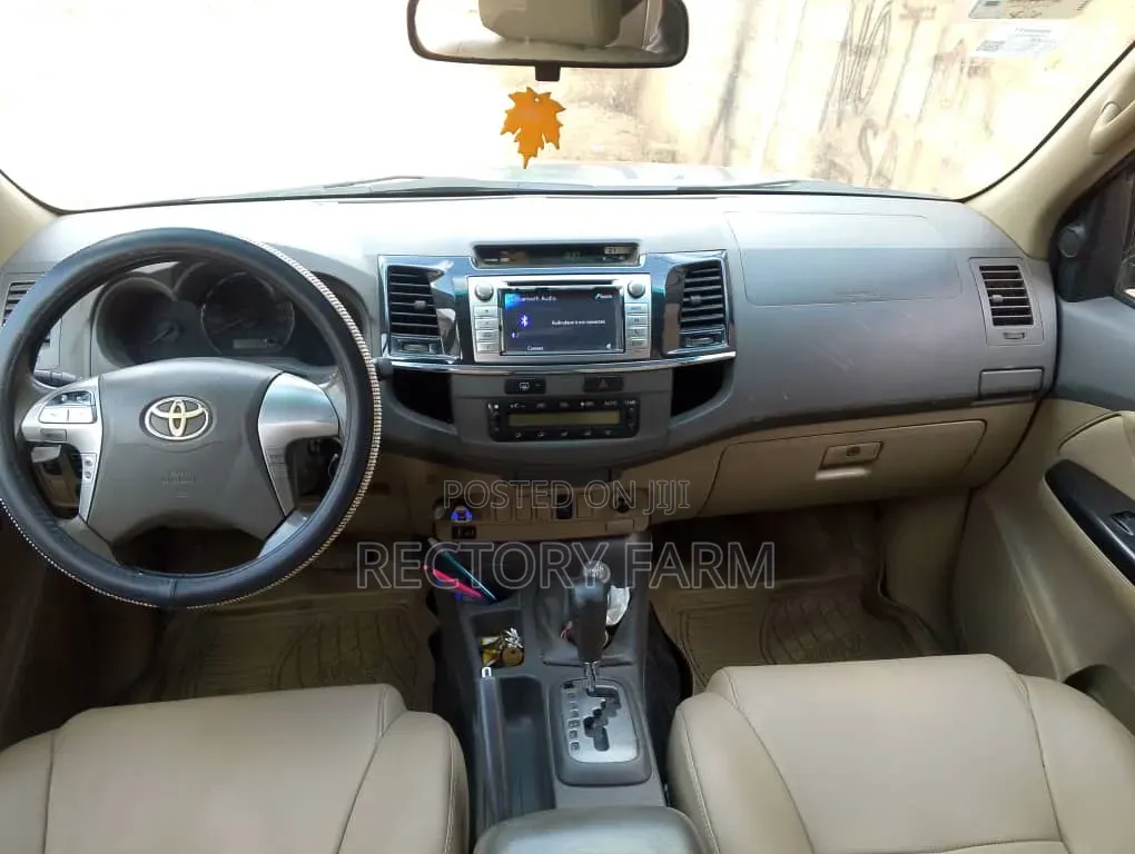 Toyota Fortuner 2012 Gray