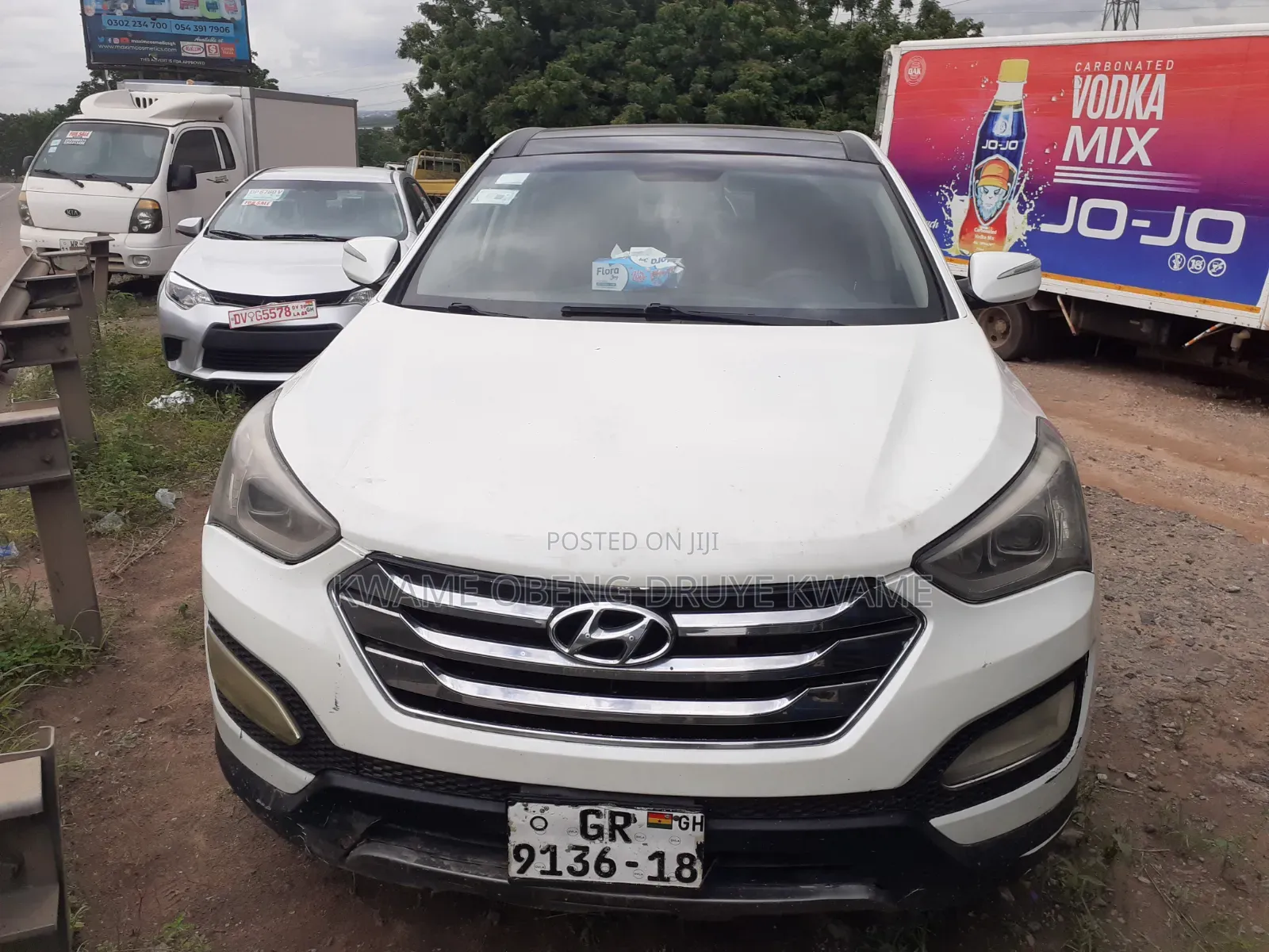 Hyundai Santa Fe SE AWD 2016 White