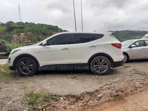 Hyundai Santa Fe SE AWD 2016 White