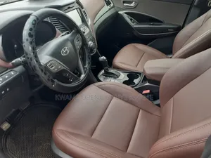 Hyundai Santa Fe SE AWD 2016 White