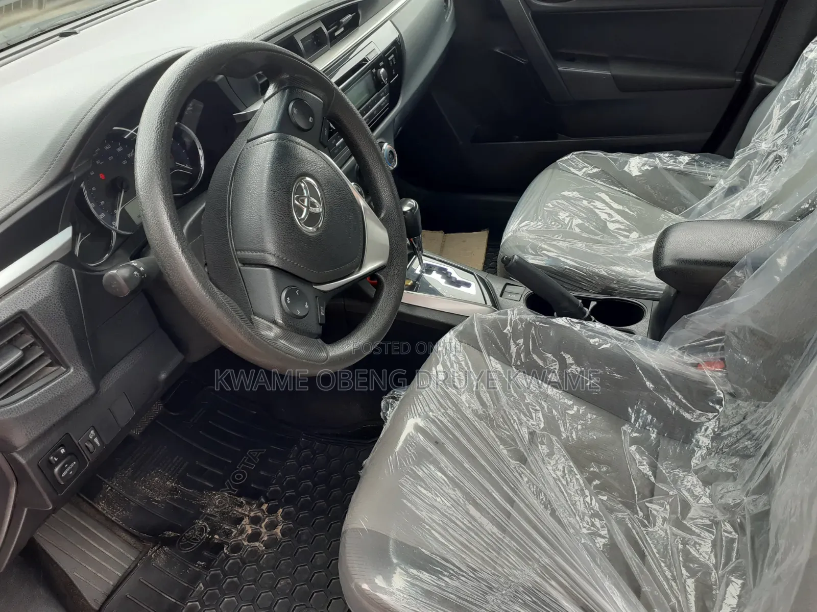 Toyota Corolla LE 4dr Sedan (1.8L 4cyl CVT) 2016 Silver