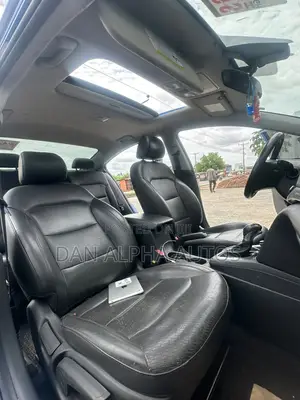 Hyundai Elantra 2017 Blue