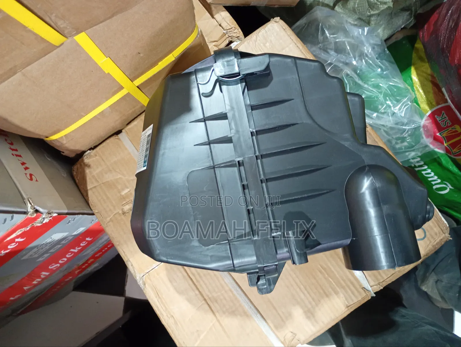 Toyota Yaris Air Cleaner Housing