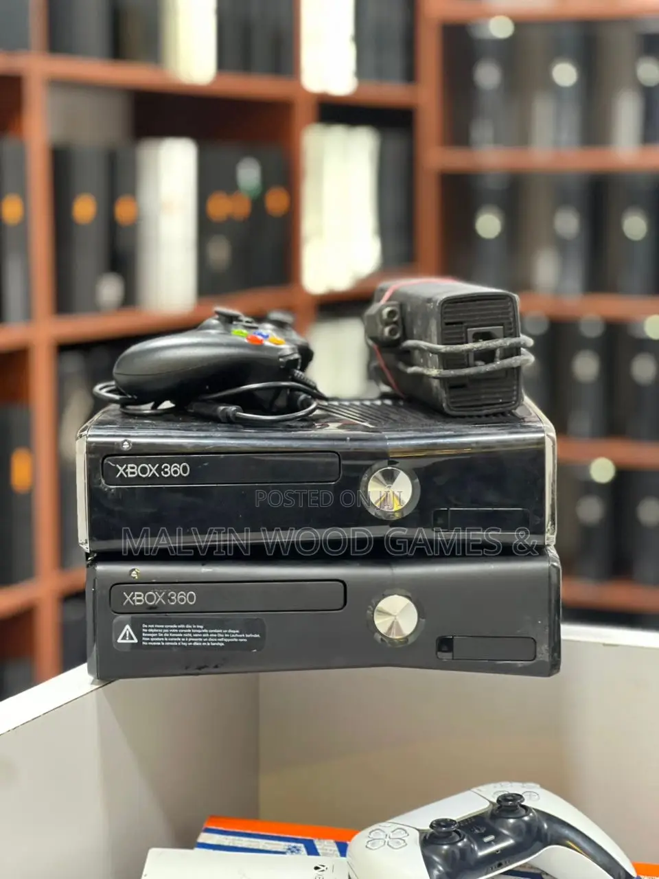 Xbox 360 Slim With 15 Games