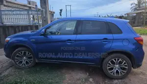 Mitsubishi Outlander 2017 Blue
