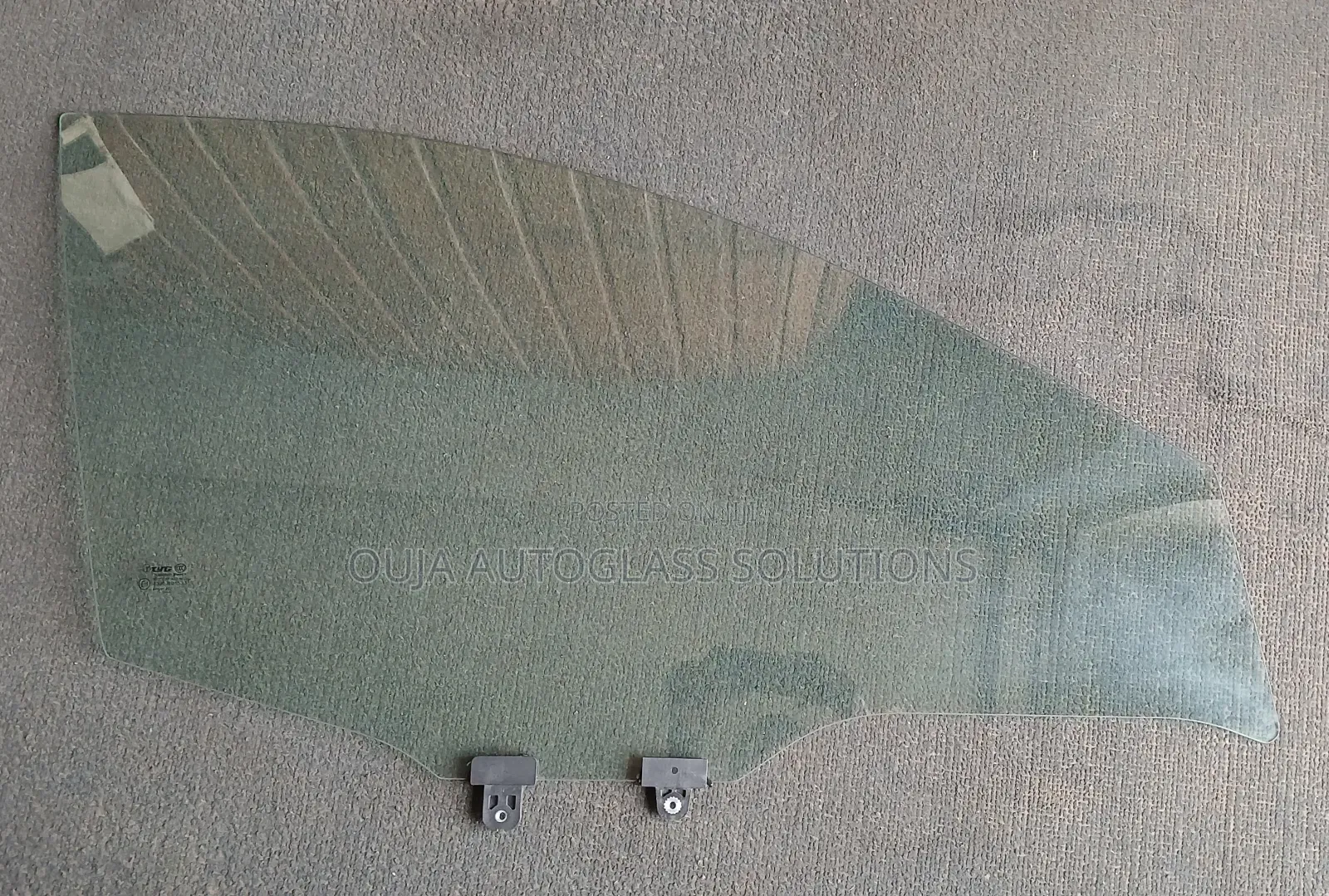2020 Nissan Sentra Front Right Door Glass Available