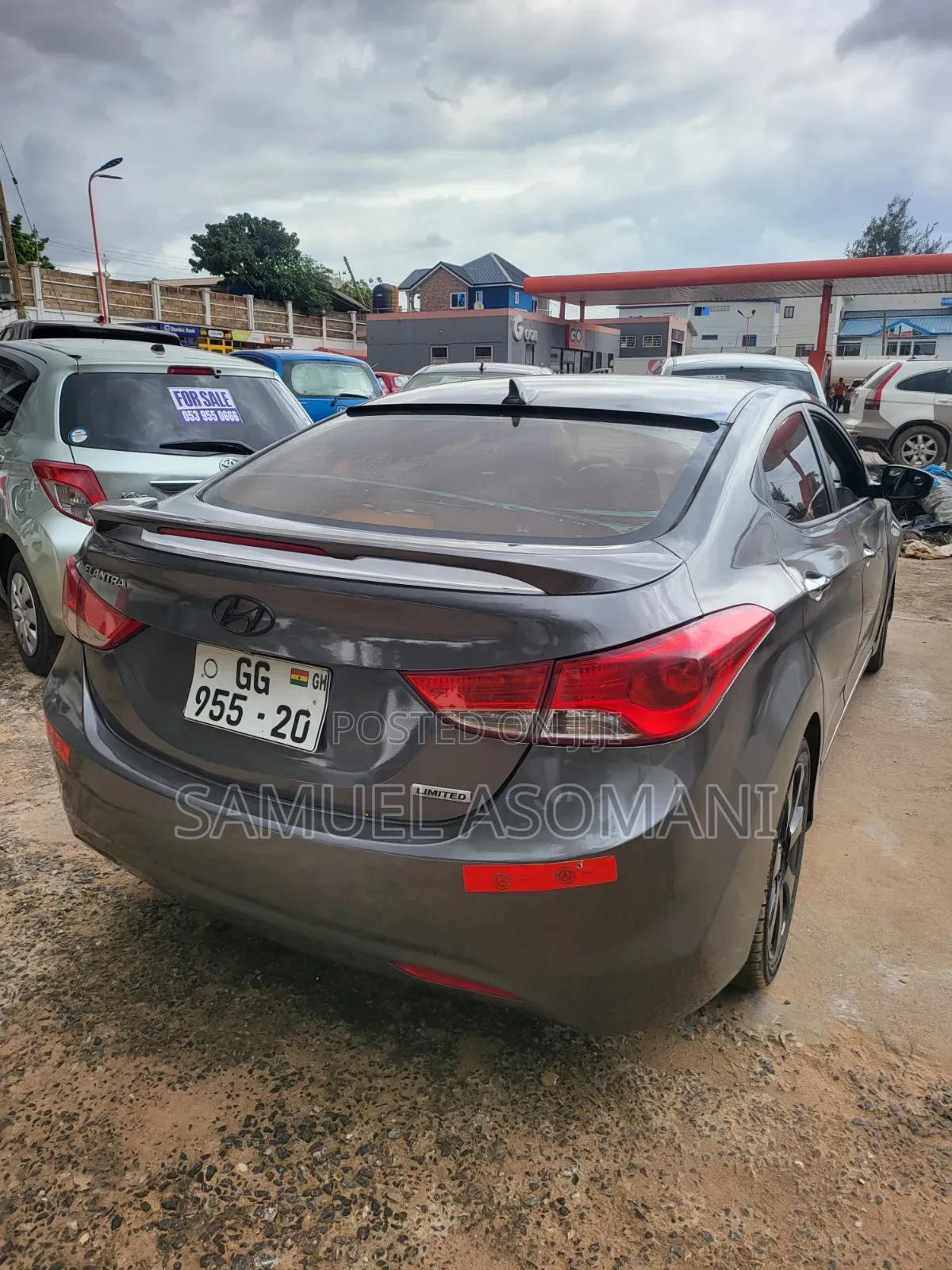 Hyundai Elantra 2012 Gray